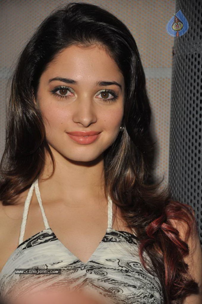 Tamanna Latest Stills - 42 / 65 photos