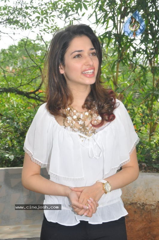 Tamanna Latest Stills - 24 / 30 photos