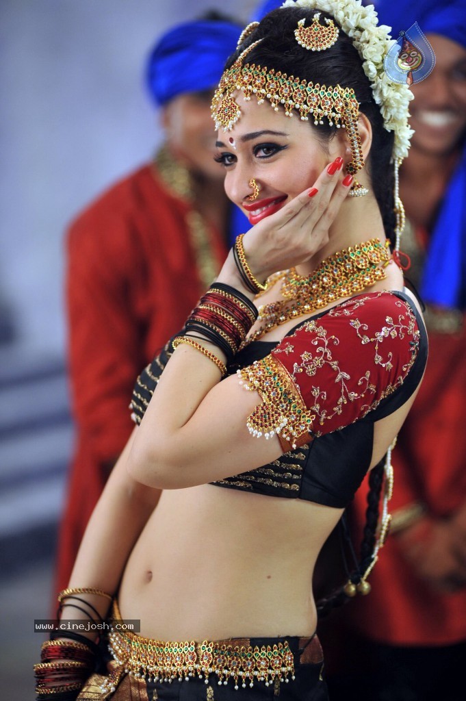 Tamanna New Hot Photos - 11 / 102 photos