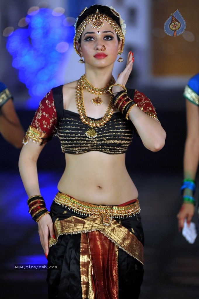 Tamanna New Hot Photos - 13 / 102 photos