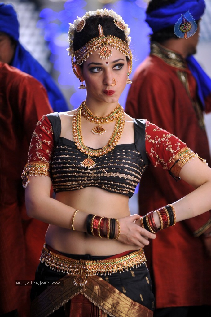 Tamanna New Hot Photos - 41 / 102 photos