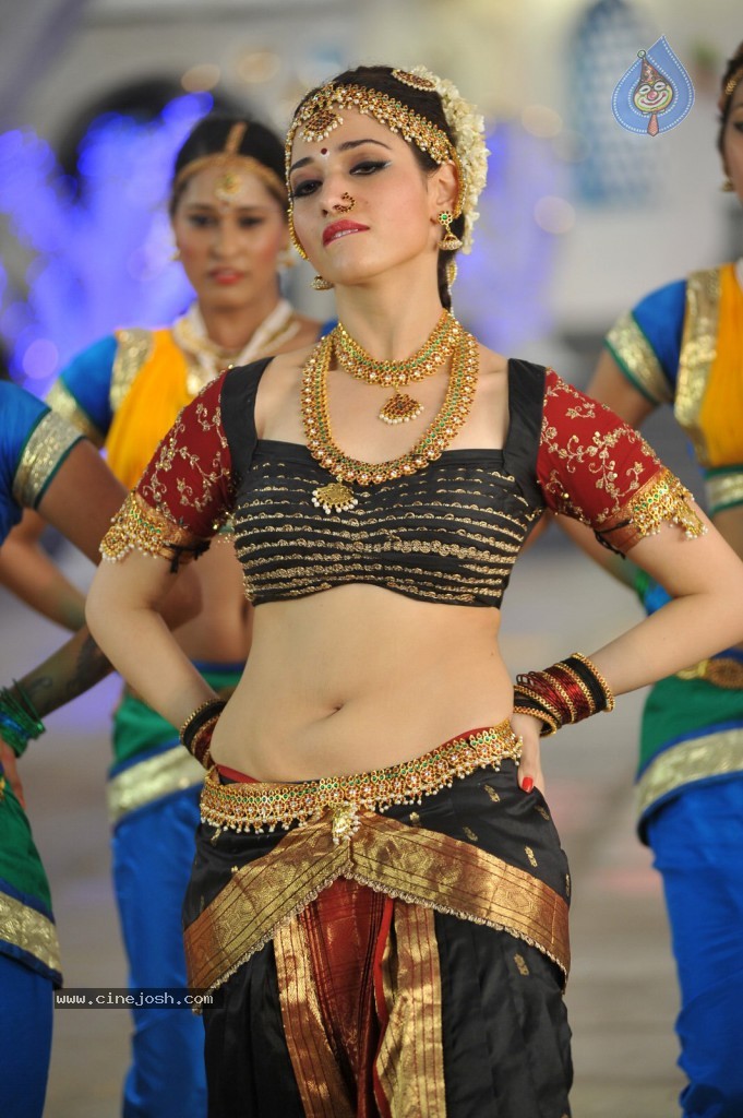 Tamanna New Hot Photos - 45 / 102 photos