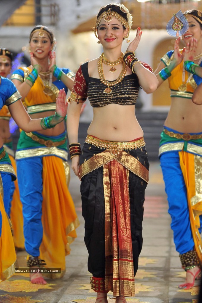 Tamanna New Hot Photos - 59 / 102 photos