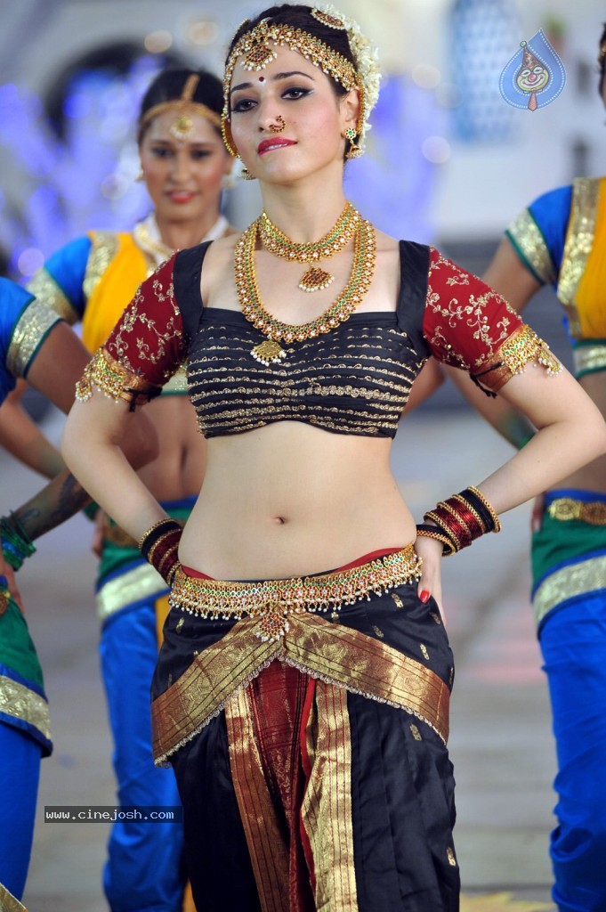 Tamanna New Hot Photos - 67 / 102 photos