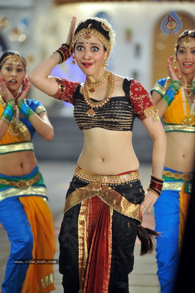 Tamanna New Hot Photos - 82 / 102 photos