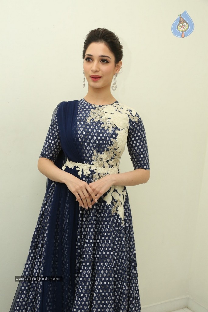 Tamanna New Pics - 11 / 102 photos