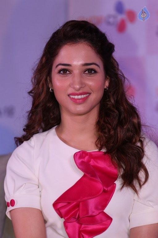 Tamanna New Pics - 60 / 84 photos