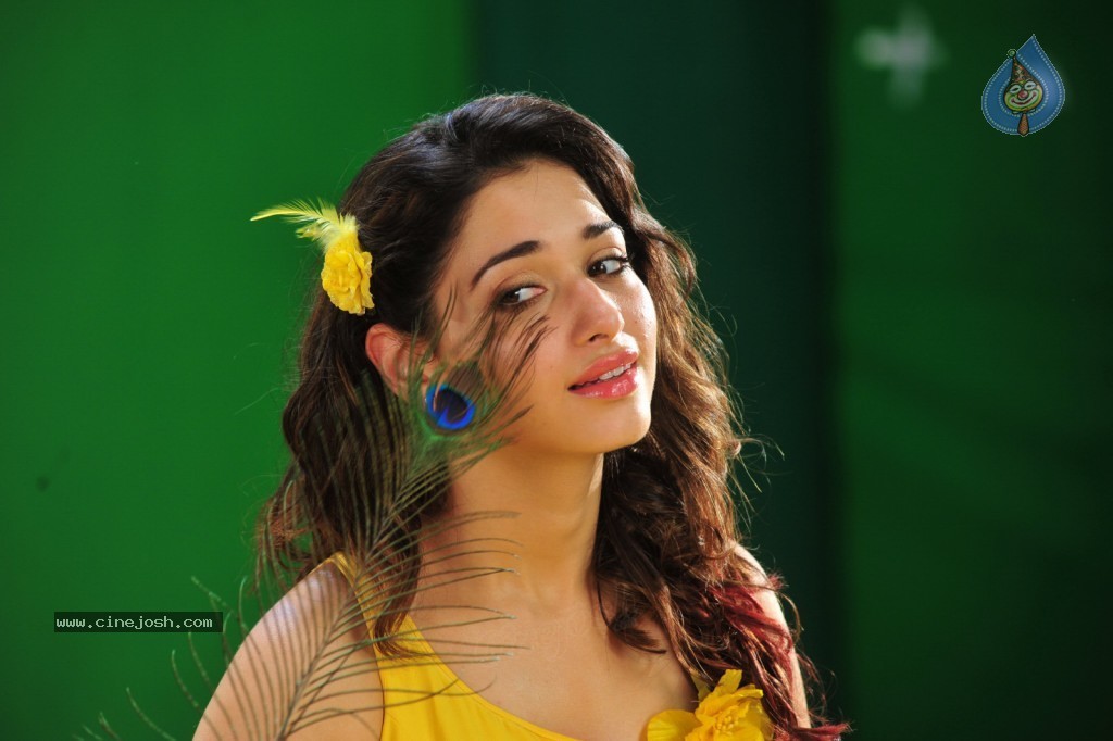 Tamanna New Spicy Photos - 1 / 89 photos