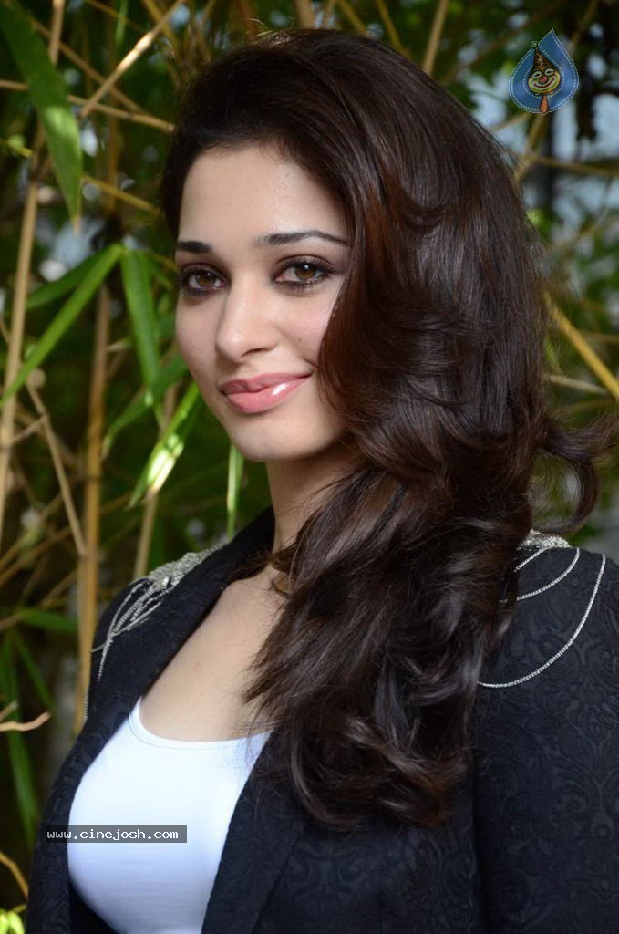 Tamanna New Stills - 5 / 82 photos