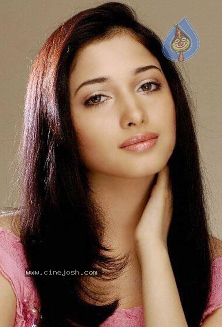 Tamanna Stills - 29 / 40 photos