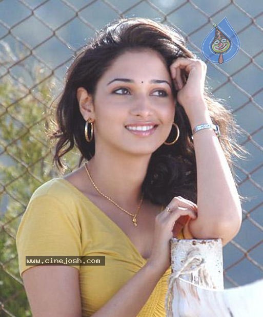 Tamanna Stills - 37 / 40 photos