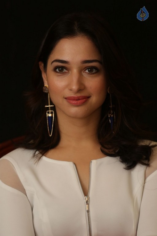 Tamannaah Pics - 11 / 42 photos
