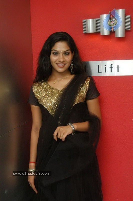 Tamil Actress Rama Stills - 25 / 56 photos