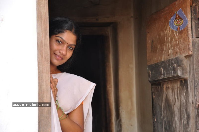 Tamil Actress Rama Stills - 29 / 56 photos