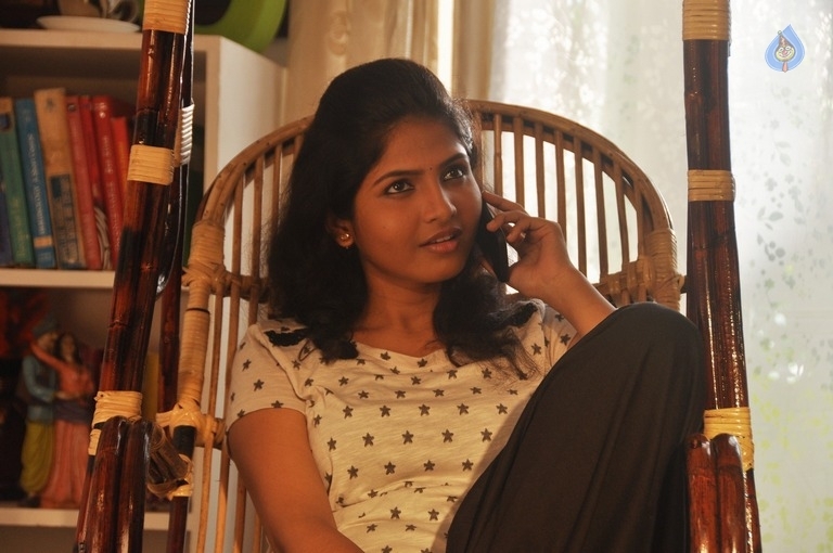 Tamil Actress Venba Photos - 8 / 8 photos