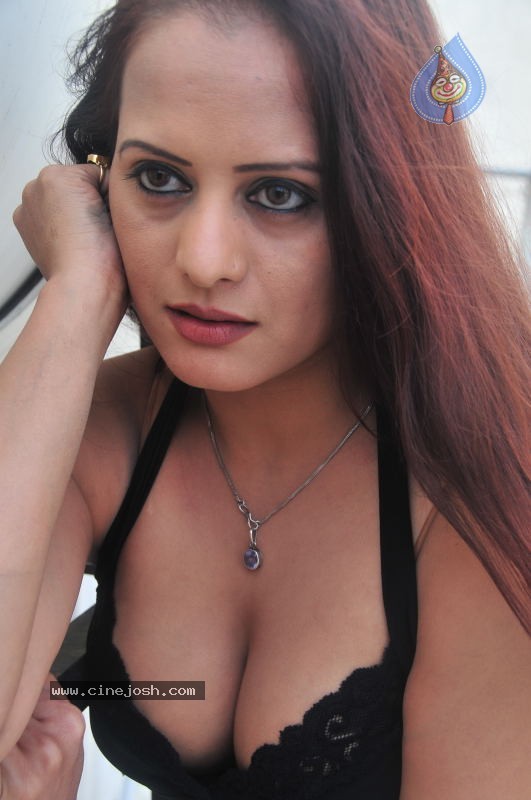 Tanisha Spicy Gallery - 66 / 127 photos