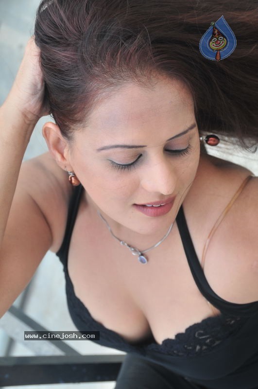 Tanisha Spicy Gallery - 127 / 127 photos