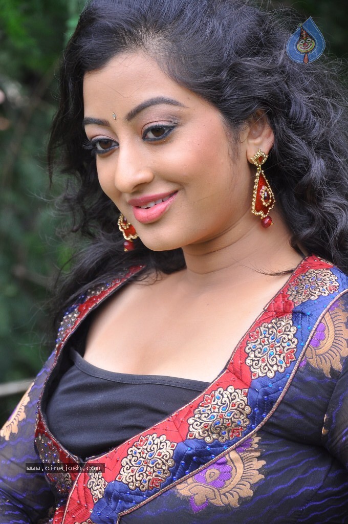 Tanishka Stills - 74 / 74 photos