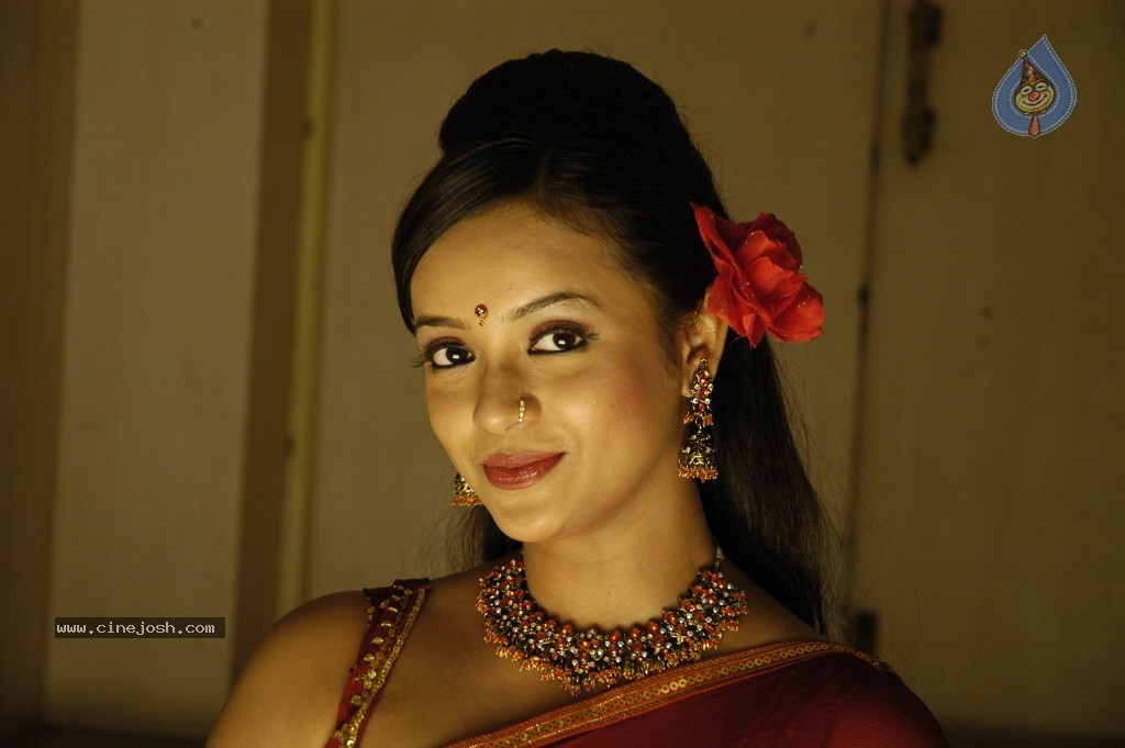 Tanu Roy Hot Photos - 53 / 57 photos