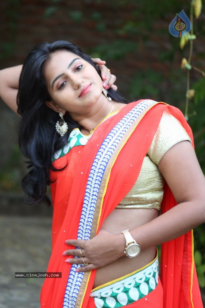 Tanusha Stills - 52 / 102 photos