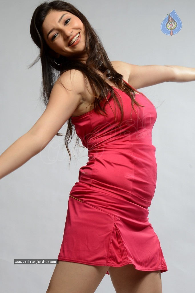 Tanvi Vyas Hot Stills - 39 / 73 photos