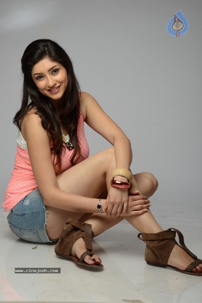 Tanvi Vyas Hot Stills - 53 / 56 photos