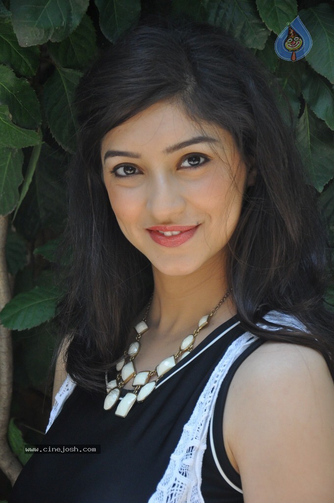 Tanvi Vyas New Gallery - 31 / 118 photos