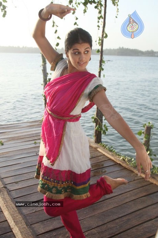 Tapsee High Resolution Stills - 16 / 43 photos