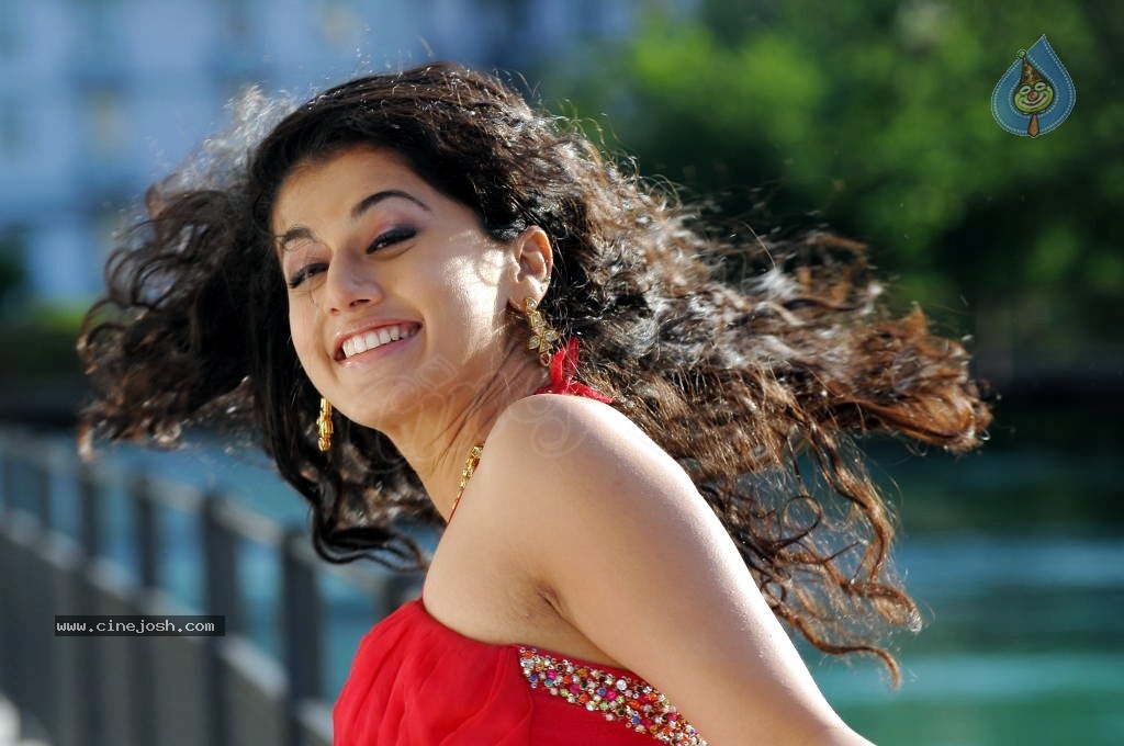 Tapsee High Resolution Stills - 25 / 43 photos