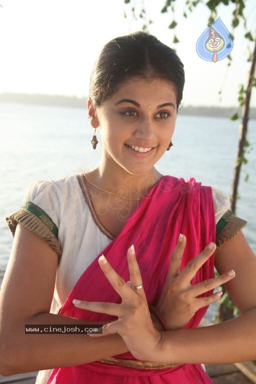 Tapsee High Resolution Stills - 33 / 43 photos
