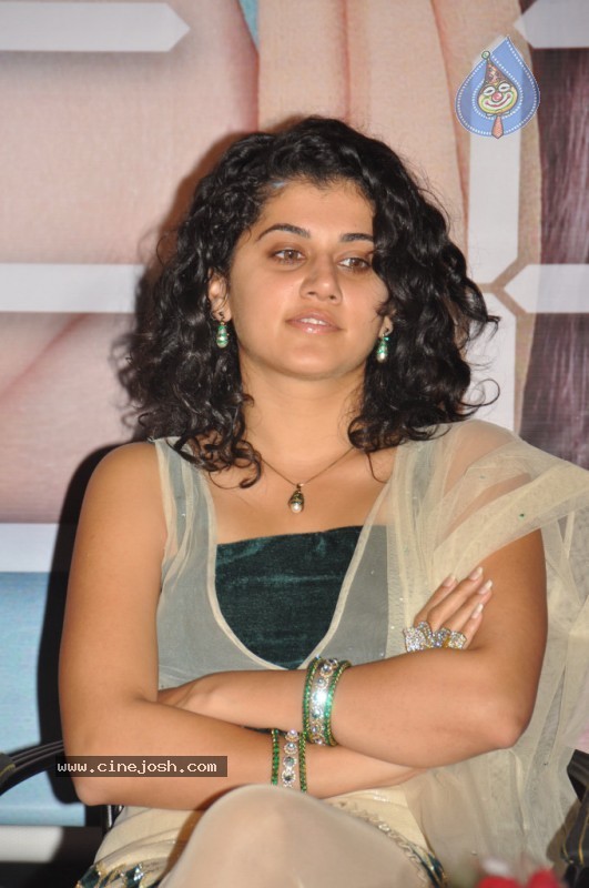 Tapsee Latest Gallery - 13 / 64 photos