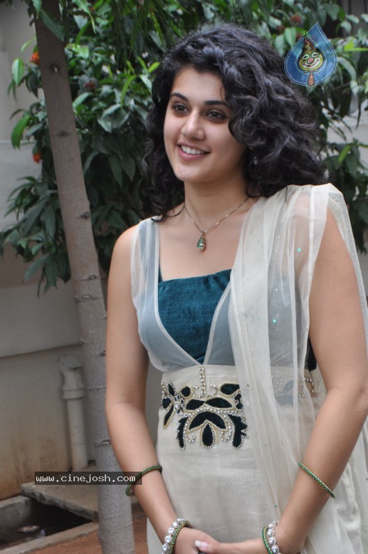 Tapsee Latest Gallery - 45 / 64 photos