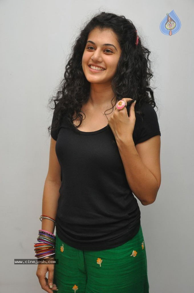 Tapsee Latest Stills - 48 / 72 photos