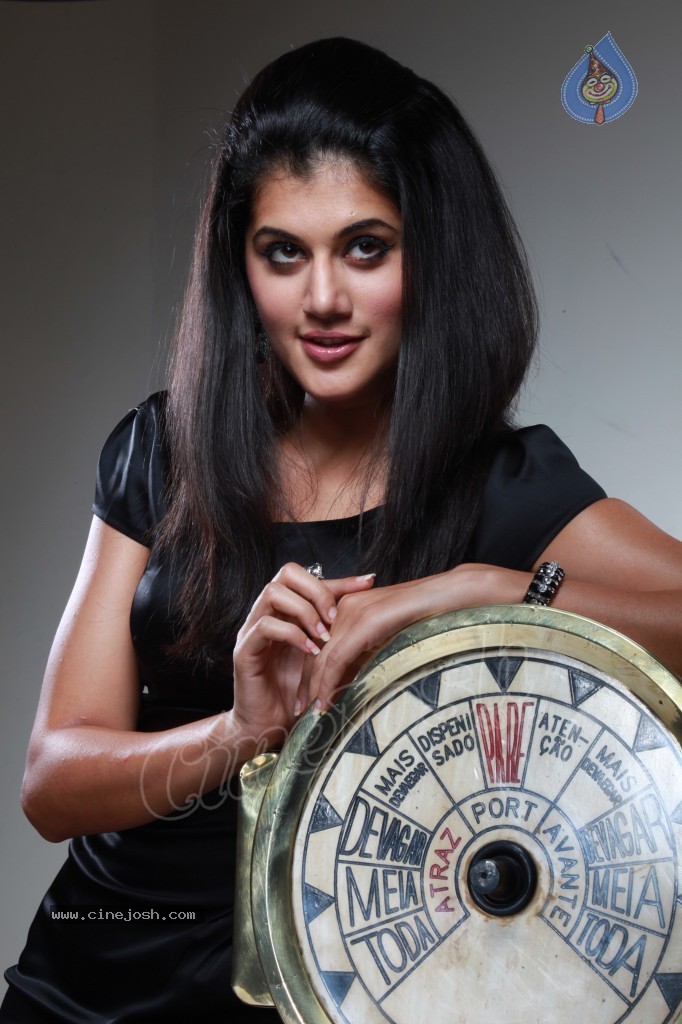 Tapsee Photo Shoot Stills - 45 / 77 photos