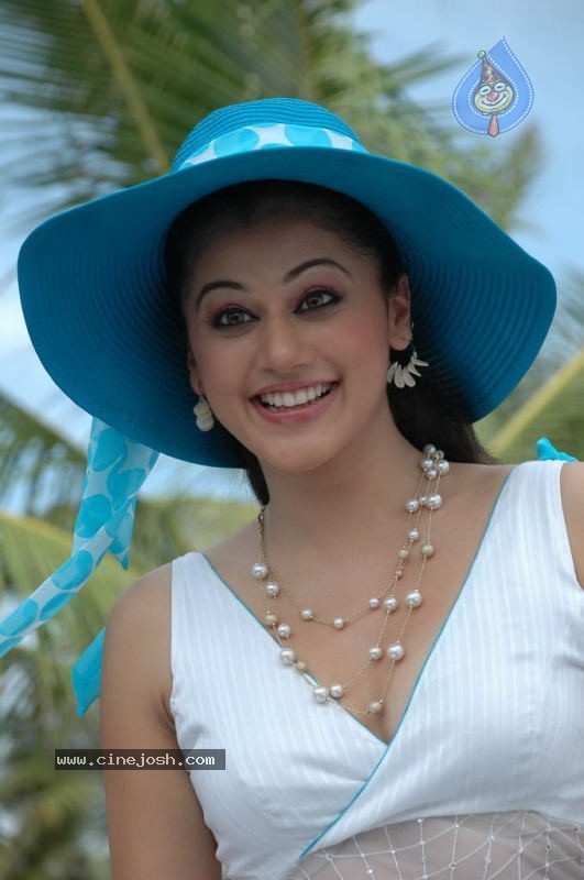 Tapsee Photos - 13 / 98 photos