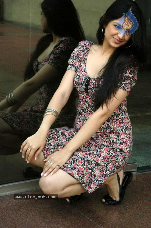 Tara Alisha New Stills - 58 / 79 photos