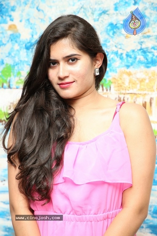 Tara Chowdary New Pics - 10 / 11 photos
