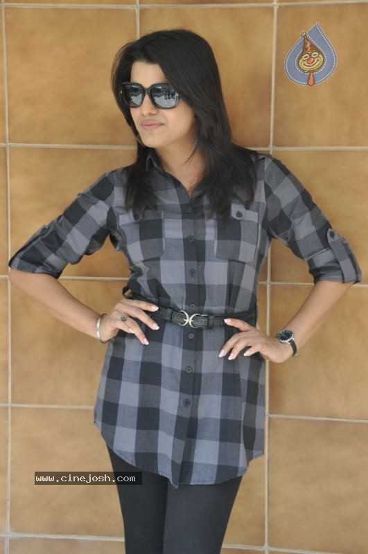 Tashu Kaushik Latest Stills - 29 / 128 photos