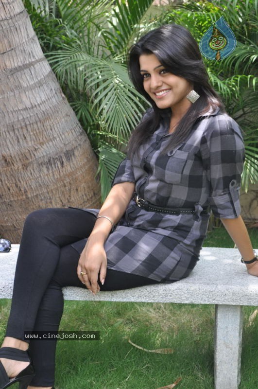 Tashu Kaushik Latest Stills - 31 / 128 photos