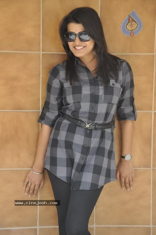 Tashu Kaushik Latest Stills - 35 / 128 photos