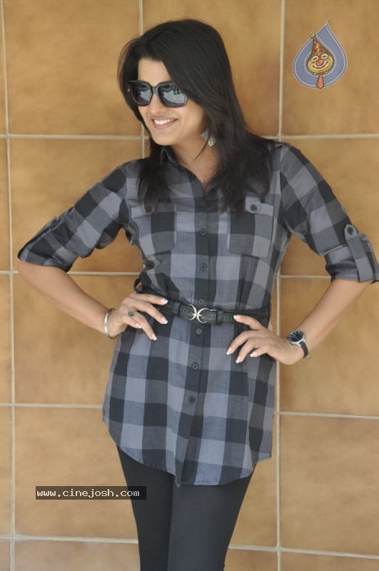 Tashu Kaushik Latest Stills - 119 / 128 photos