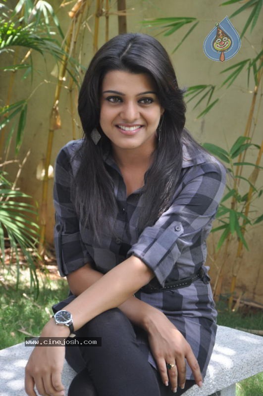 Tashu Kaushik Latest Stills - 127 / 128 photos