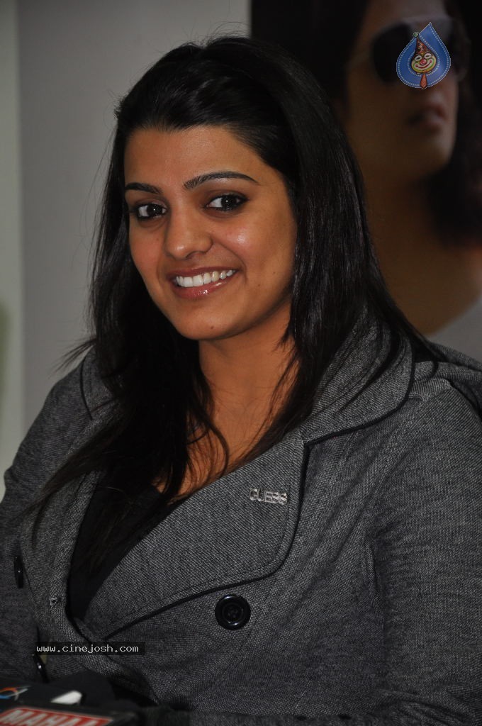 Tashu Kaushik New Stills - 8 / 76 photos