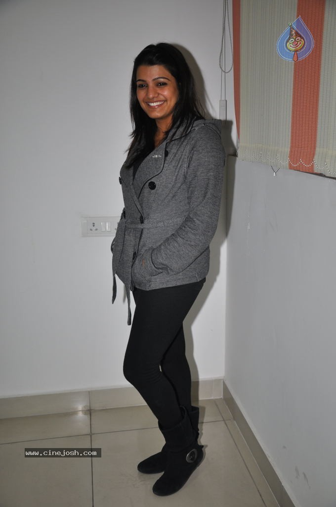 Tashu Kaushik New Stills - 17 / 76 photos