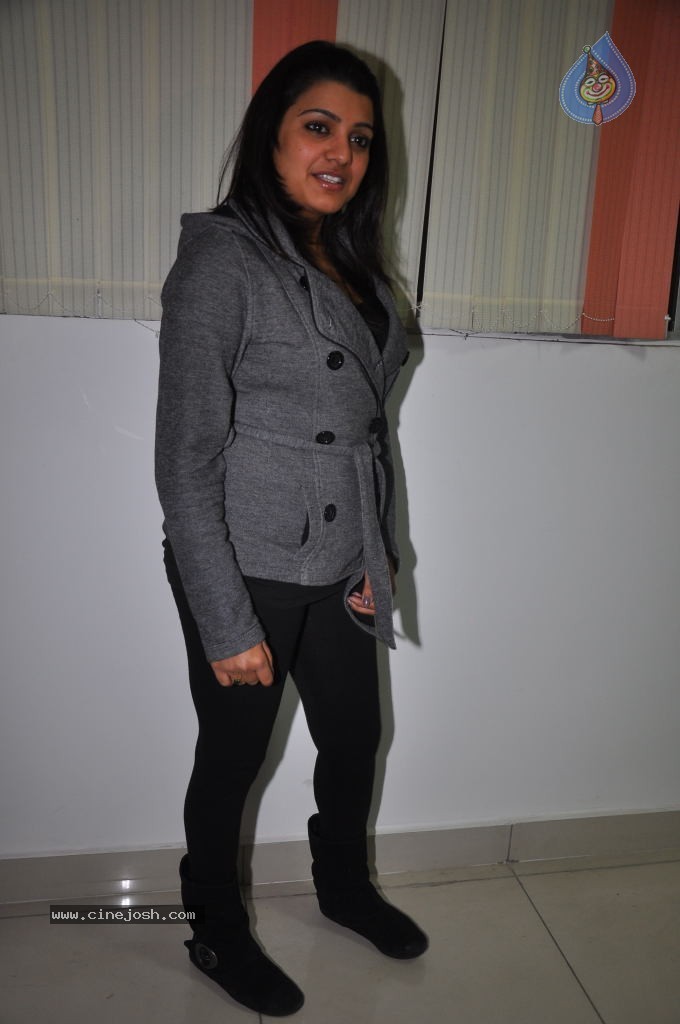 Tashu Kaushik New Stills - 41 / 76 photos