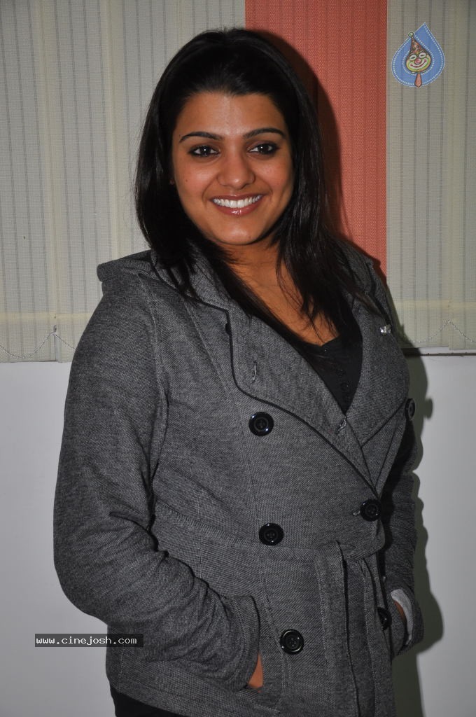 Tashu Kaushik New Stills - 55 / 76 photos