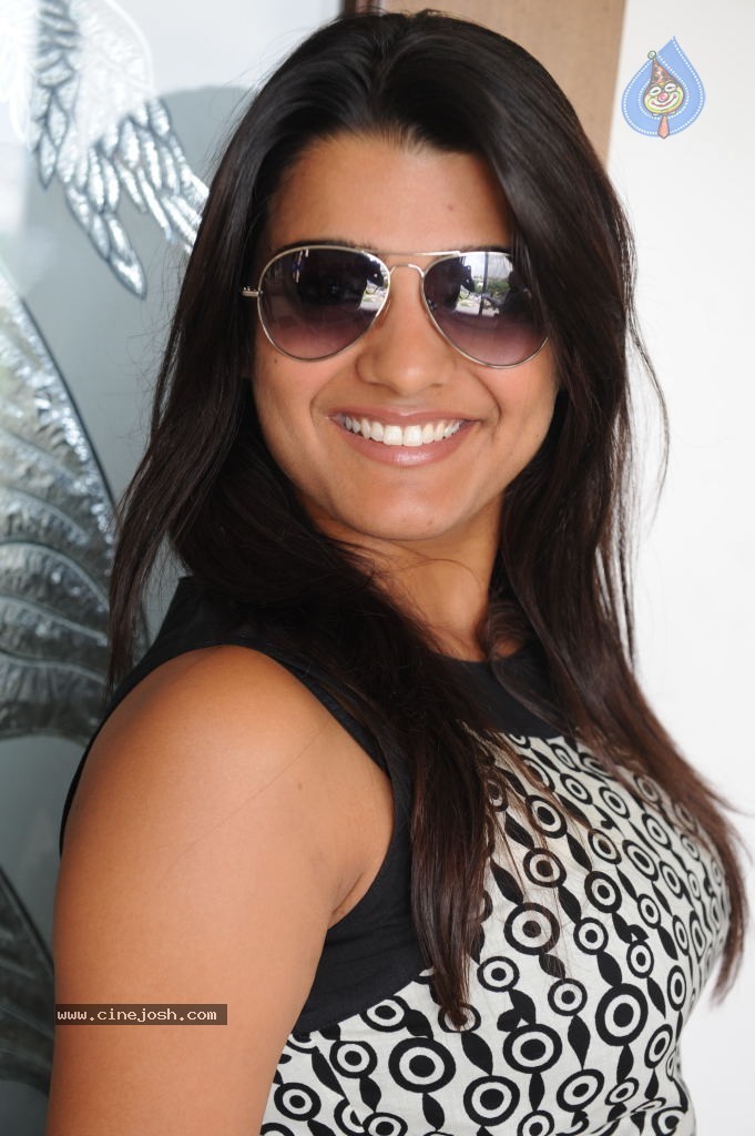 Tashu Koushik Latest Stills - 6 / 90 photos