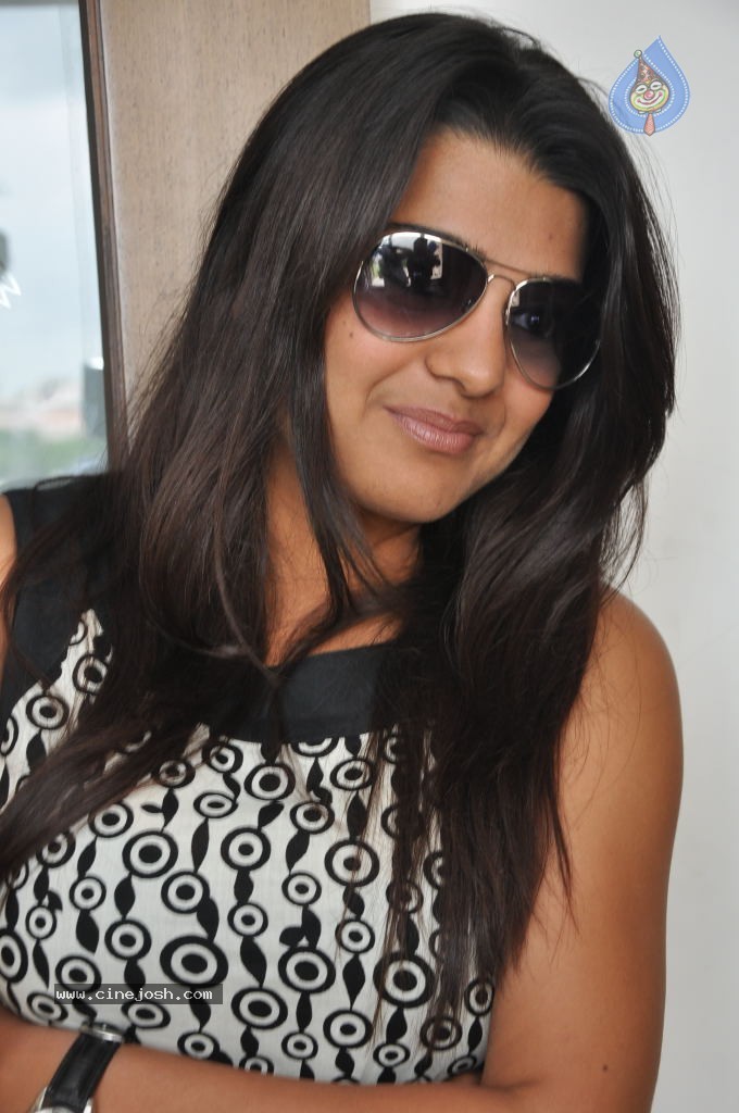 Tashu Koushik Latest Stills - 54 / 90 photos