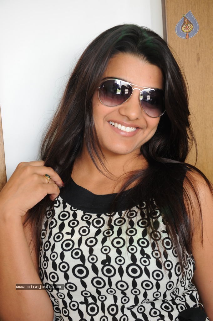 Tashu Koushik Latest Stills - 62 / 90 photos