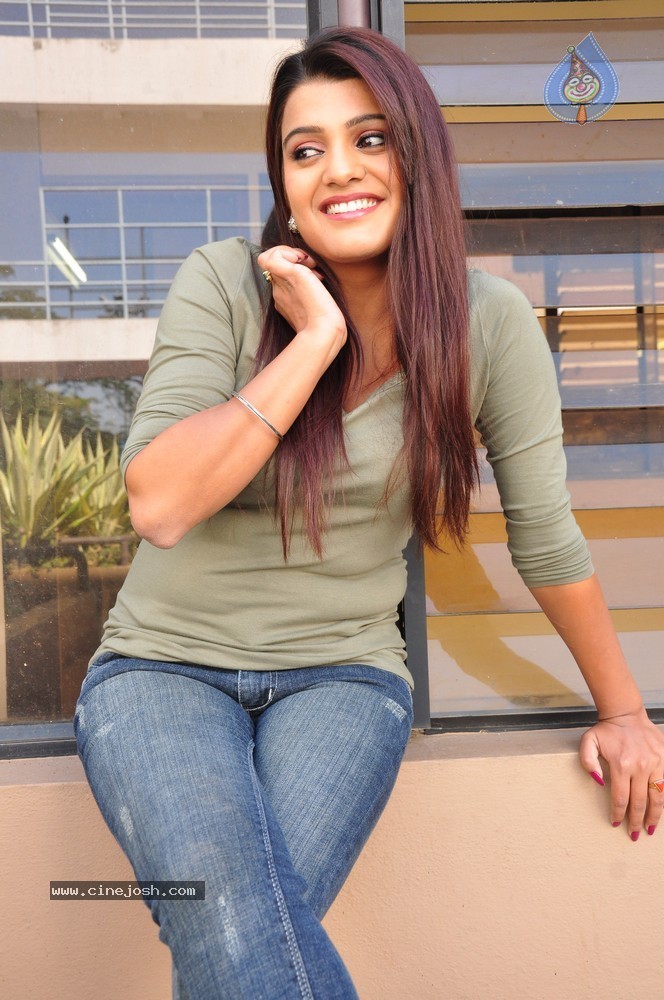 Tashu Koushik Latest Stills - 55 / 63 photos